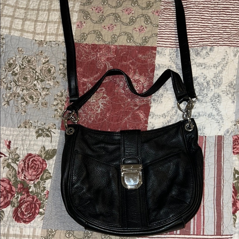 Michael Kors Black pebbled Leather Shoulder Bag